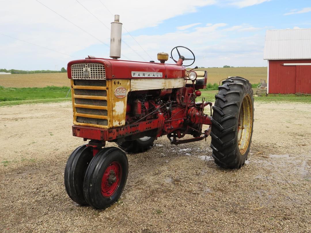 Image of International Harvester 560 Primary image