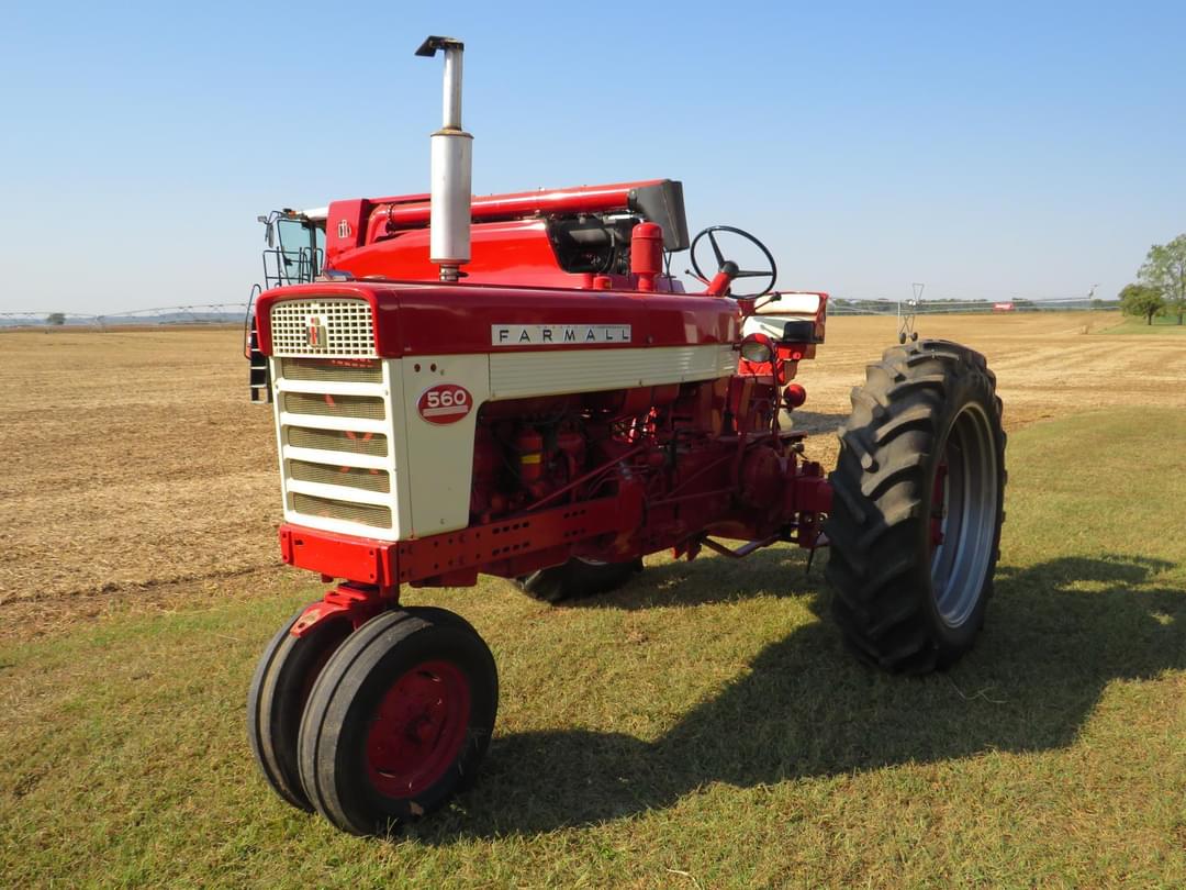 Image of International Harvester 560 Primary image