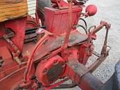 Thumbnail image International Harvester 560 15