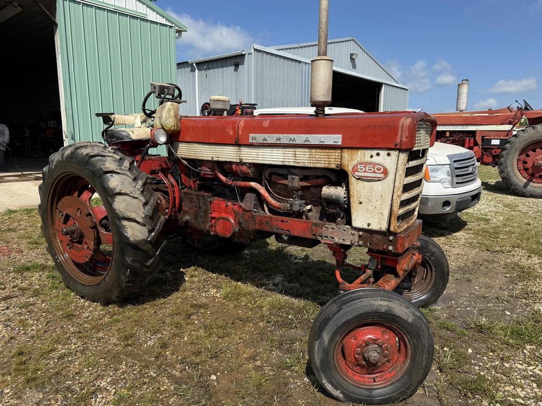 Image of International Harvester 560 Primary image