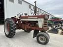 International 560 Image