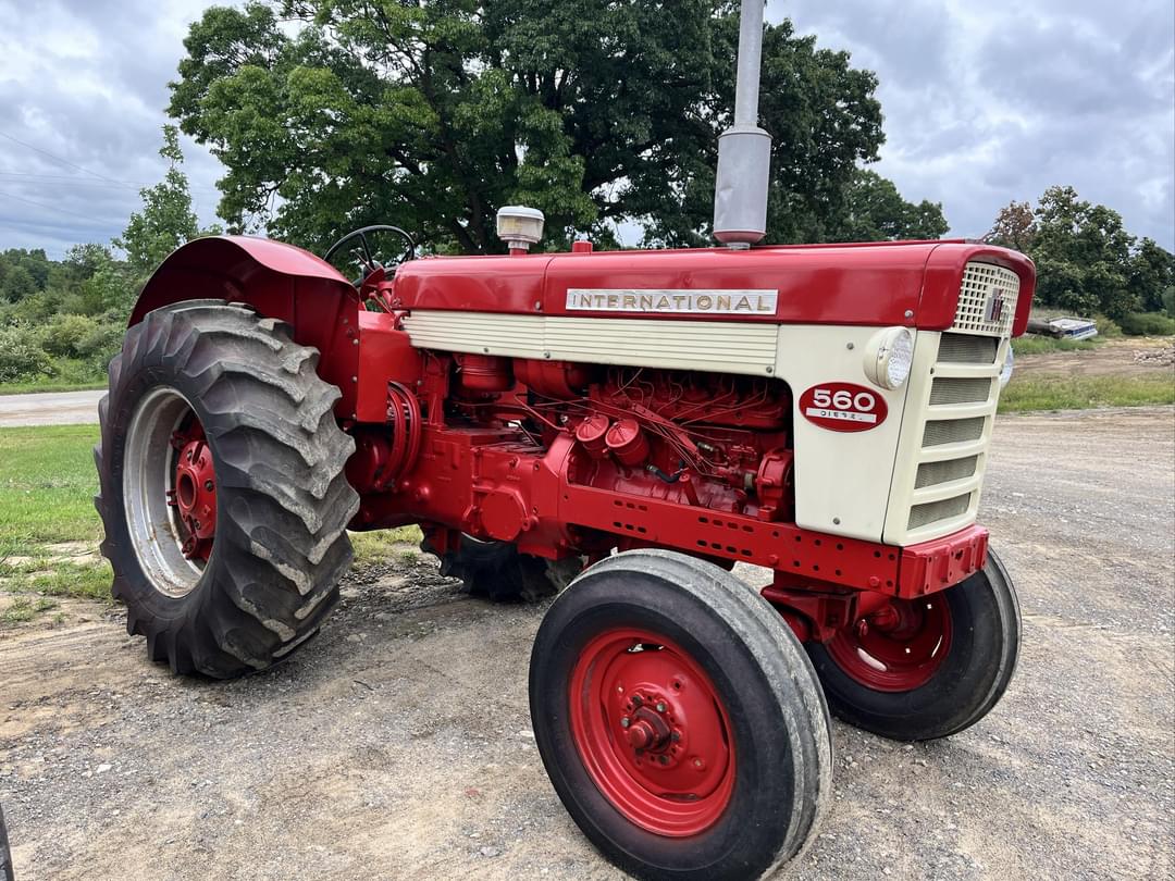 Image of International Harvester 560 Primary image
