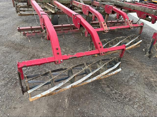 Image of Case IH 568 equipment image 4