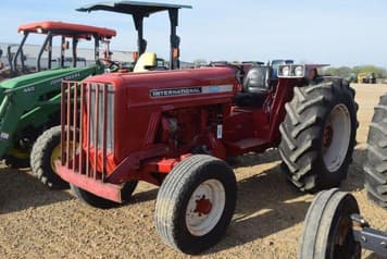 Main image International Harvester 574