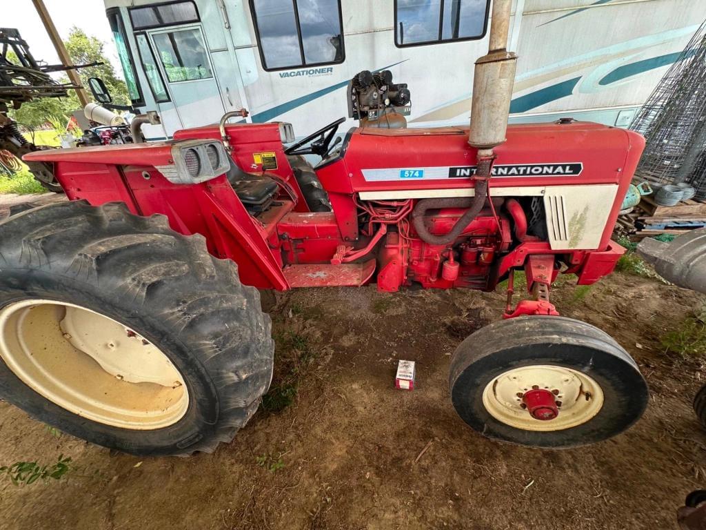 Image of International Harvester 574 Primary image