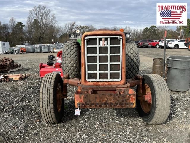 Image of International Harvester 574 equipment image 1