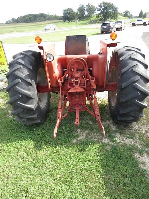 Image of International Harvester 574 equipment image 4