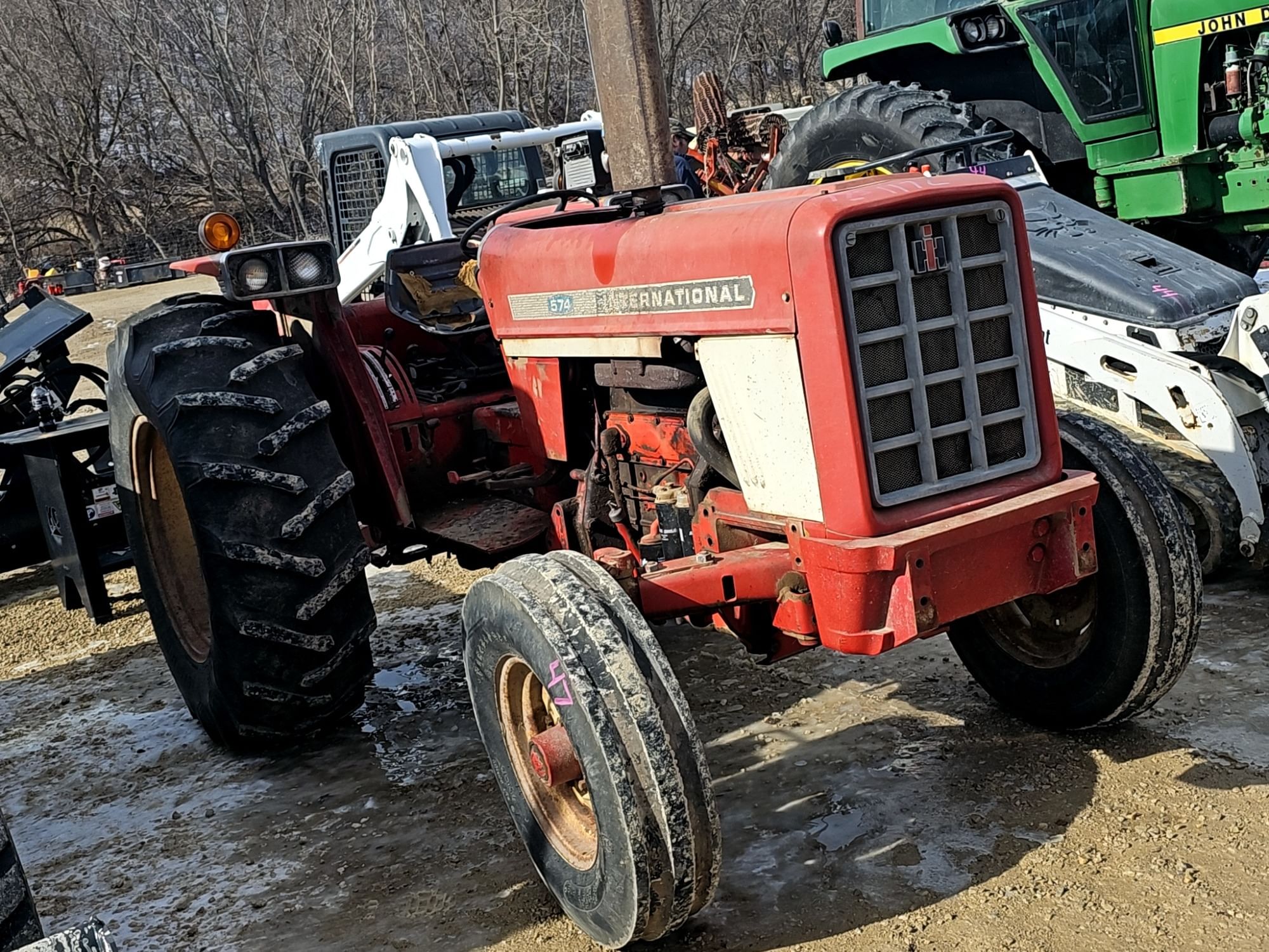 Main image International Harvester 574