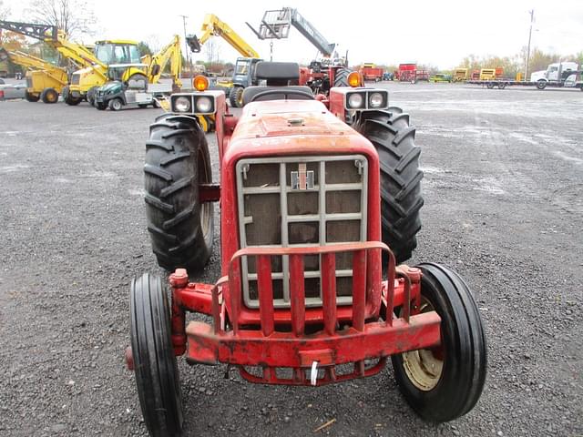 Image of International Harvester 574 equipment image 1