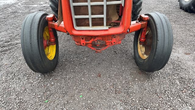 Image of International Harvester 574 equipment image 3