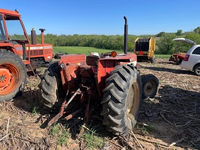 Image of International Harvester 574 equipment image 2