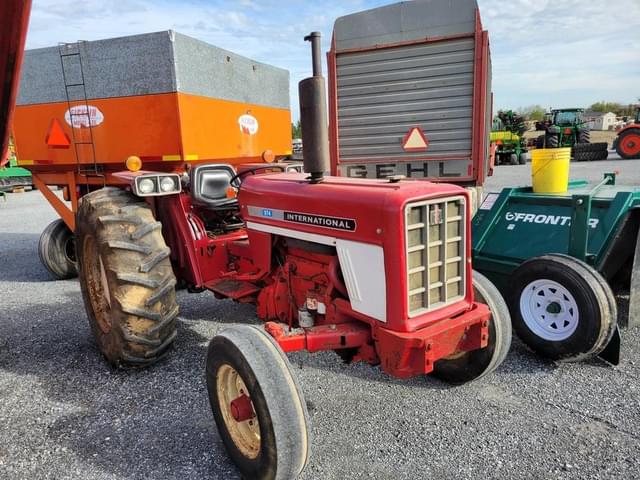 Image of International Harvester 574 equipment image 1
