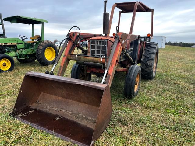 Image of International Harvester 574 equipment image 1