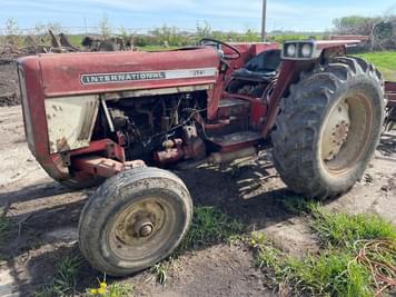 Main image International Harvester 574