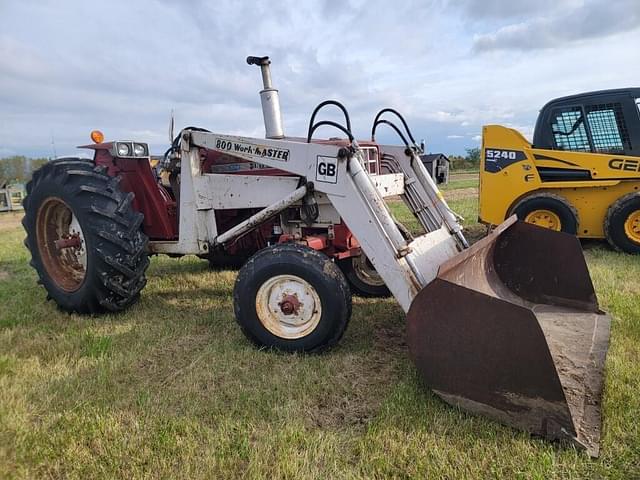 Image of International Harvester 574 equipment image 1