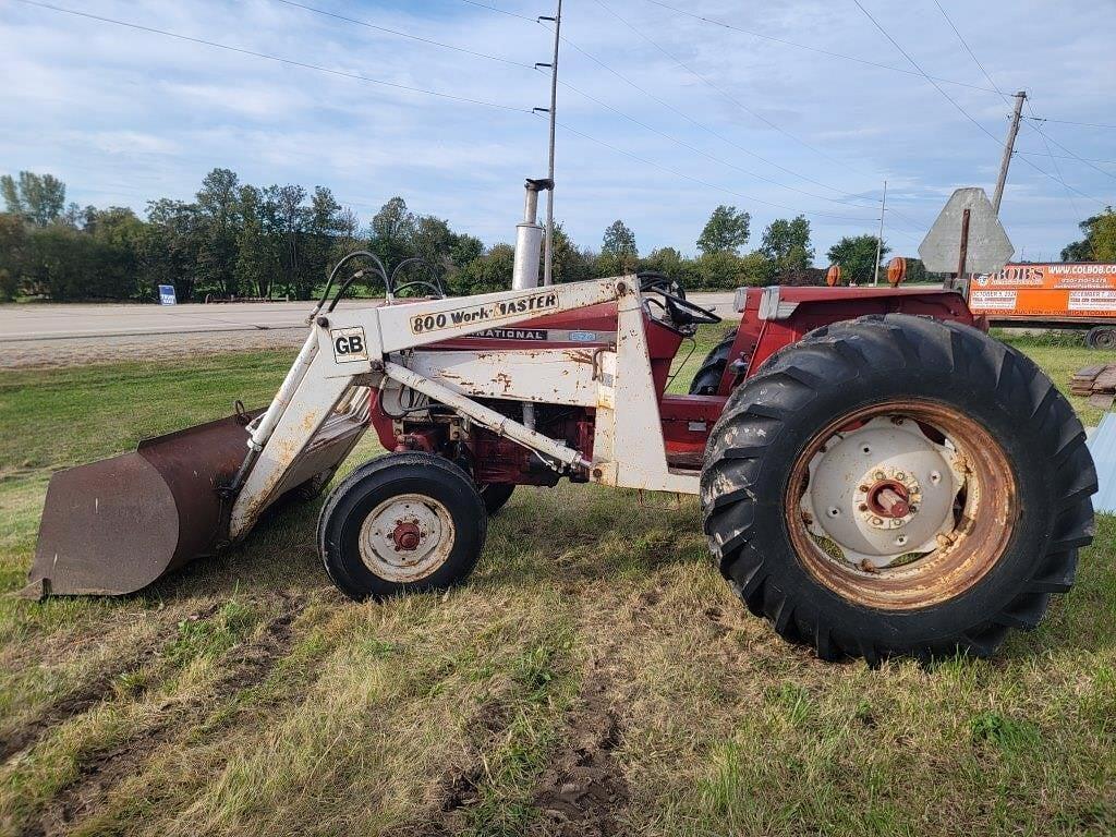 Image of International Harvester 574 Primary image