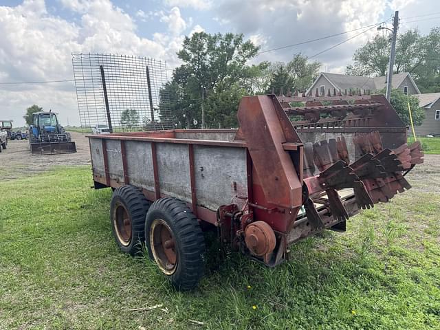 Image of International Harvester 580 equipment image 4