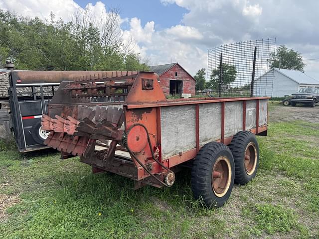 Image of International Harvester 580 equipment image 3