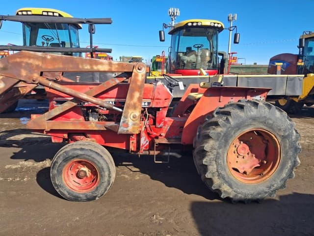 Image of International Harvester 584 equipment image 2