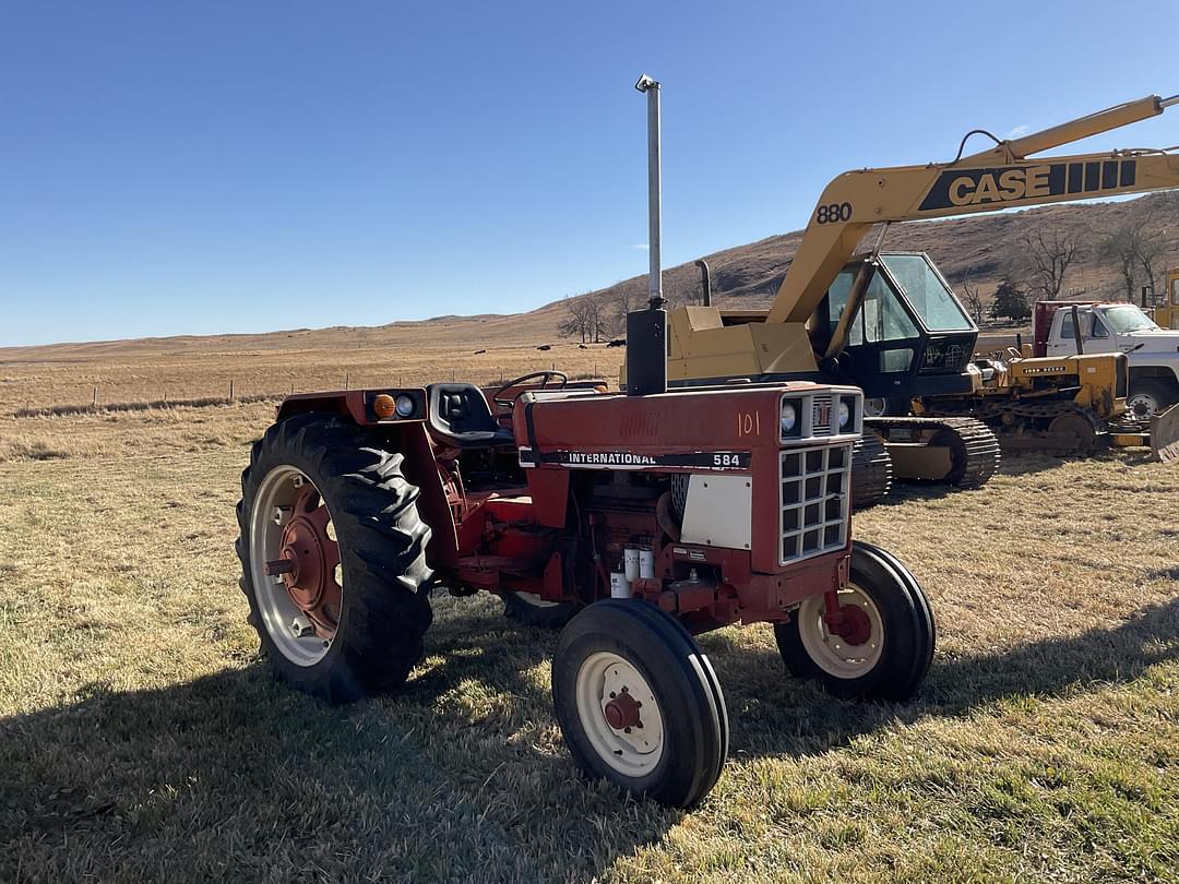 Image of International Harvester 584 Primary image