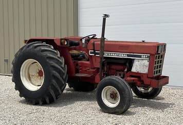 Main image International Harvester 584