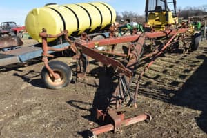 International Harvester 720 Image