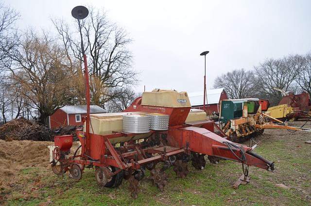 Image of International Harvester 400 Cyclo equipment image 1