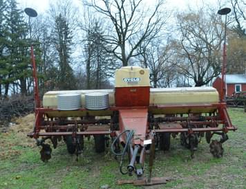 Main image International Harvester 400 Cyclo