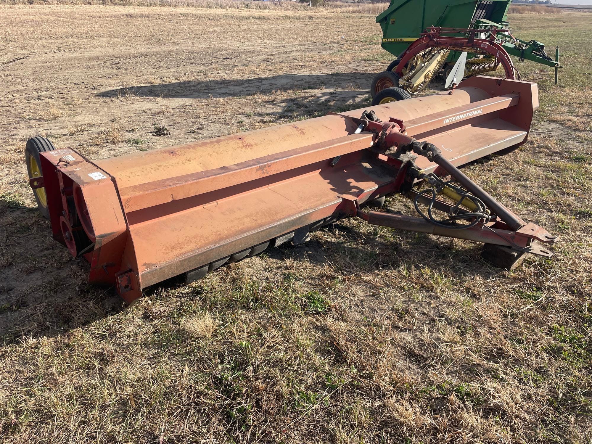 International Harvester 60 Equipment Image0