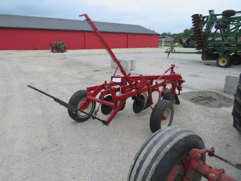 Image of International Harvester 60 Image 0