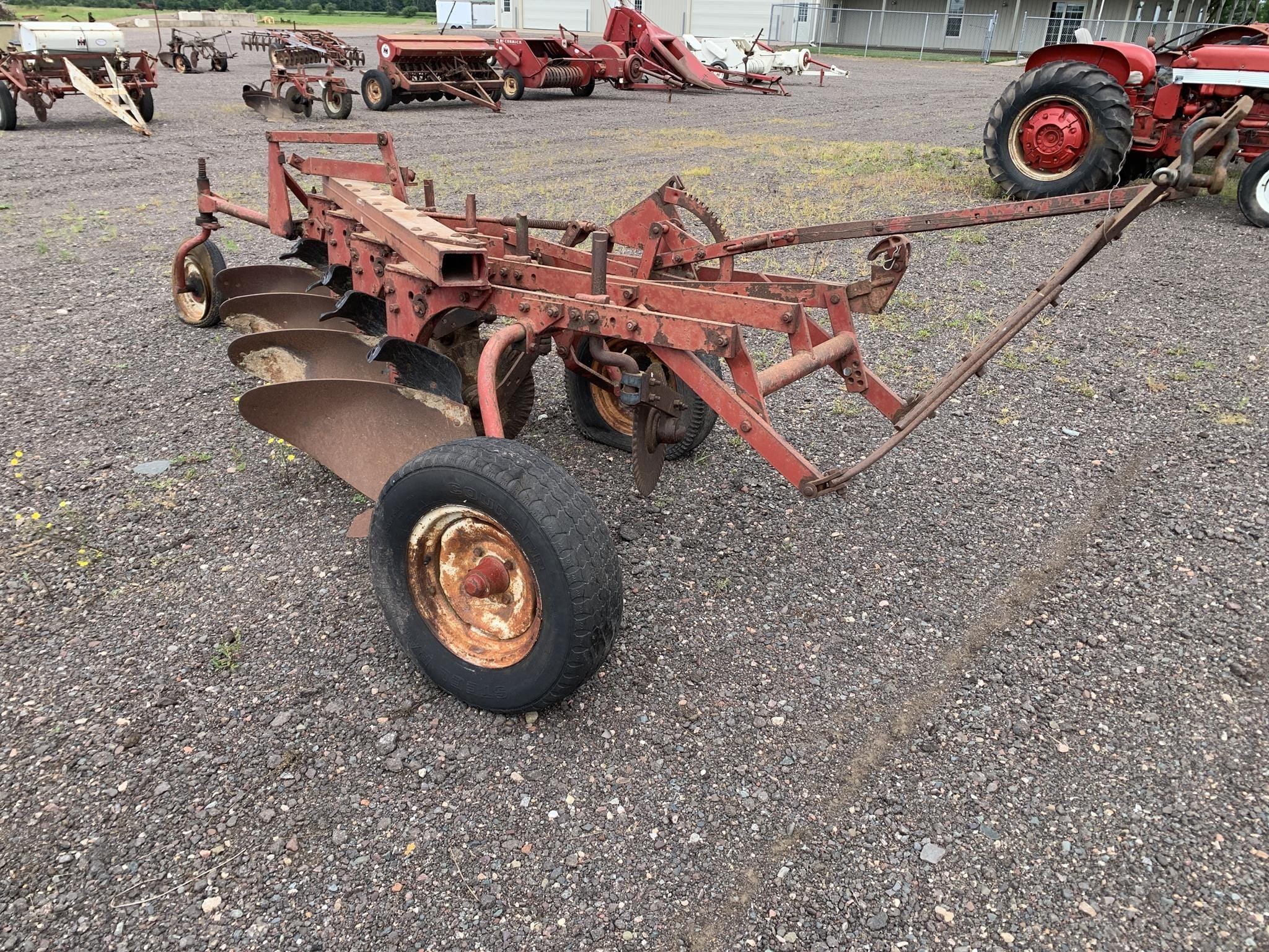 International Harvester 60 Equipment Image0