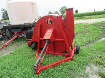 Main image International Harvester 600