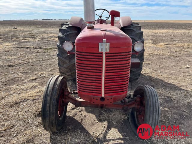 Image of International Harvester 600 equipment image 1
