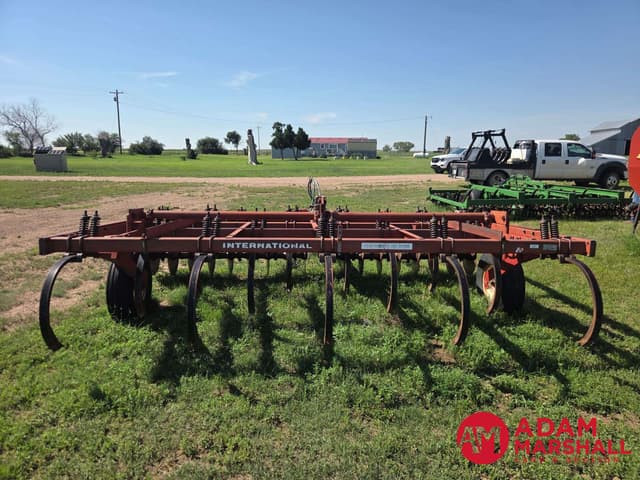Image of International Harvester 6000 equipment image 4