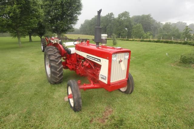 Image of International Harvester 606 equipment image 1