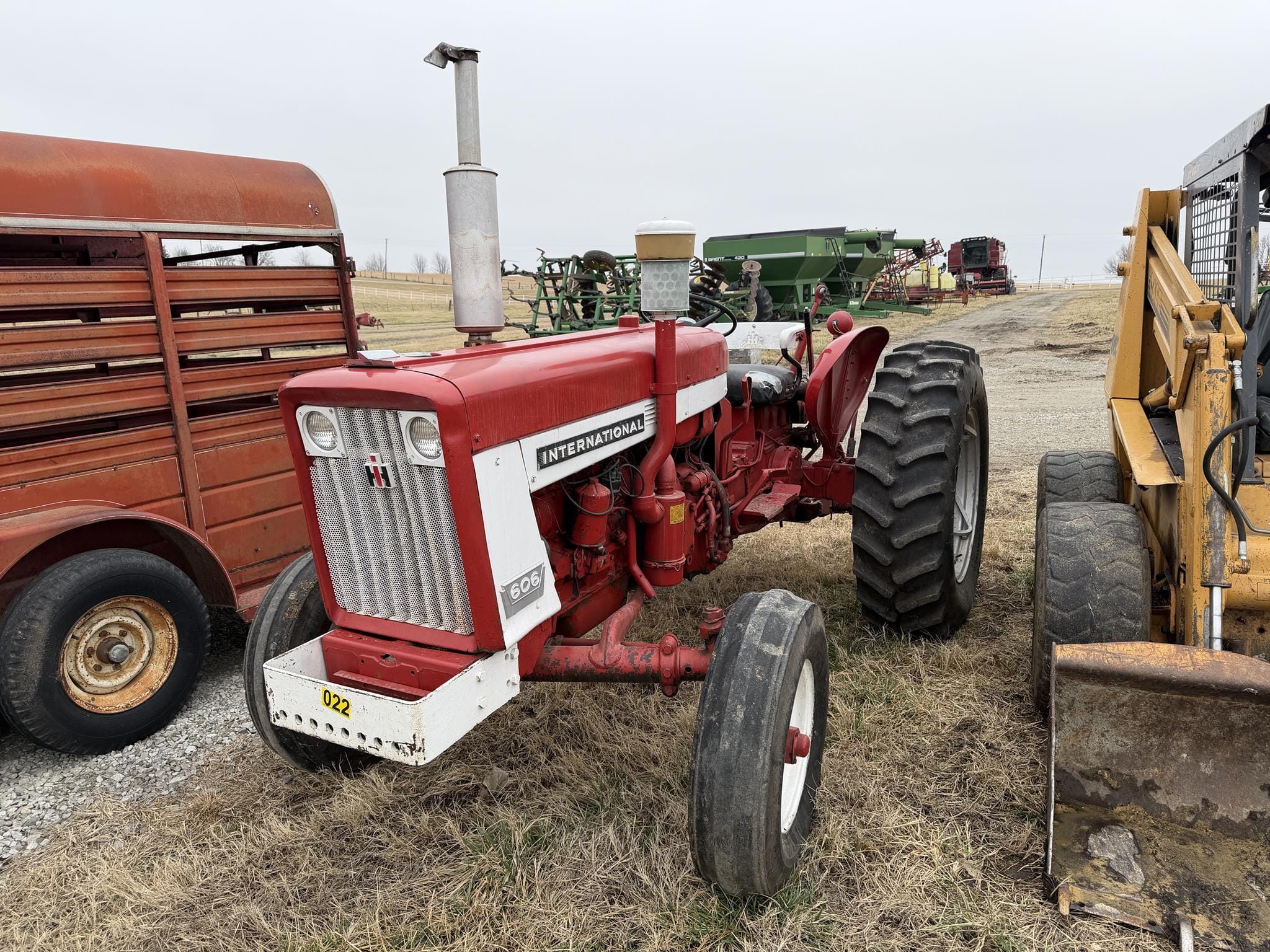 International Harvester 606 Equipment Image0