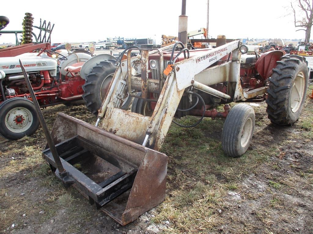 Image of International Harvester 606 Primary image