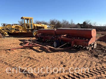 Main image International Harvester 620