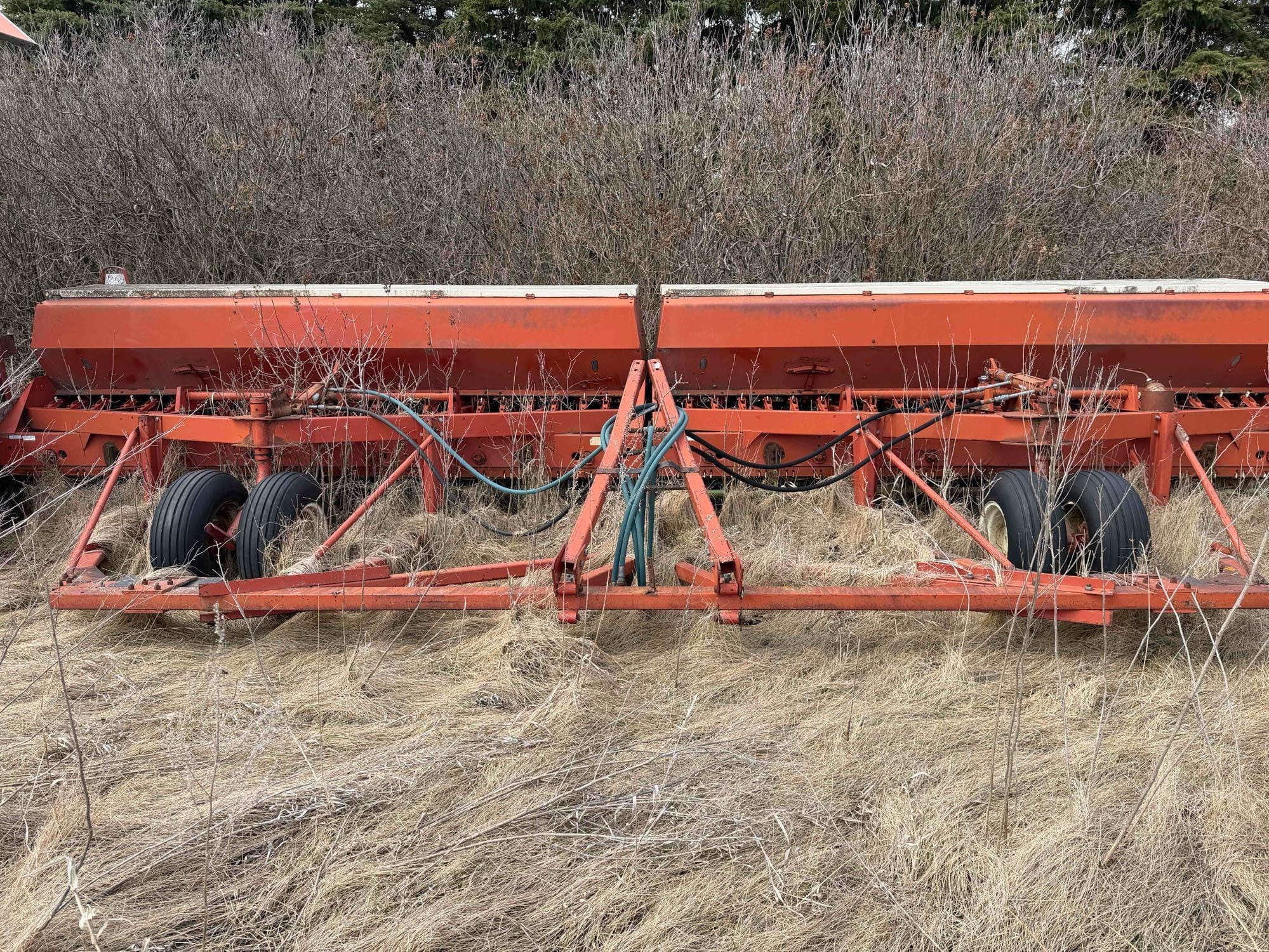 International Harvester 620 Equipment Image0