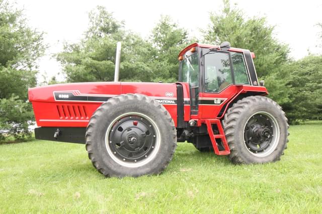 Image of International Harvester 6388 equipment image 3