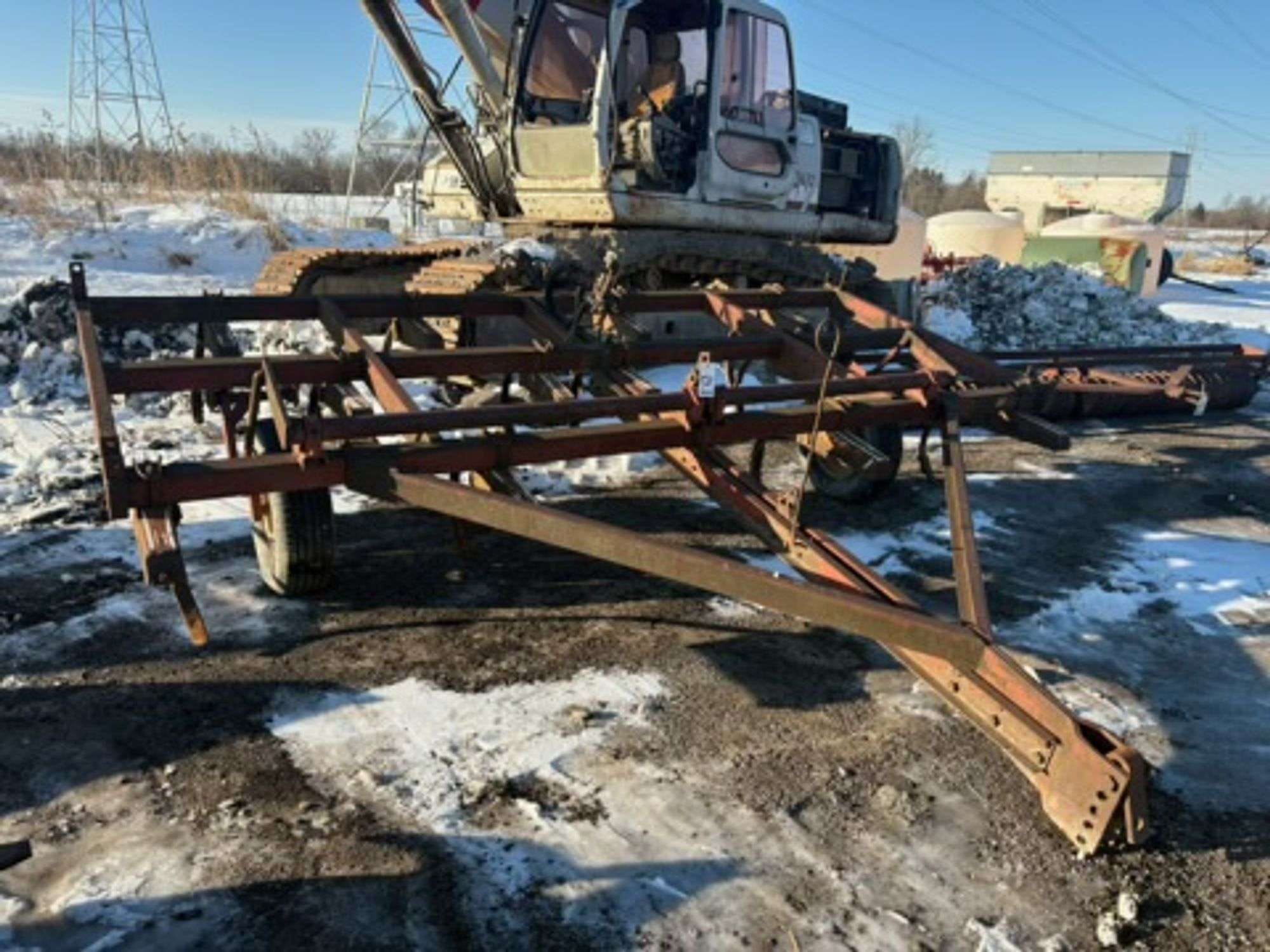 International Harvester 645 Equipment Image0