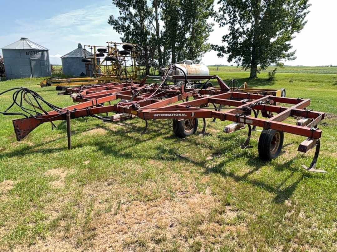 Image of International Harvester 645 Primary image