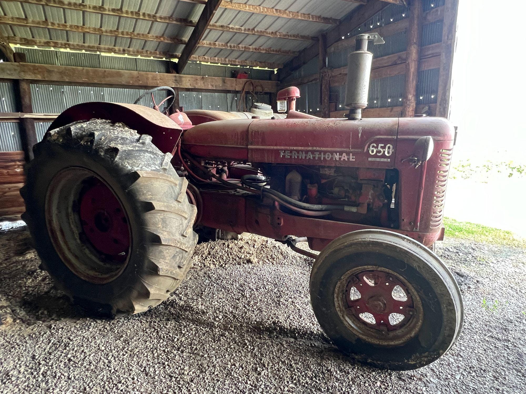 Main image International Harvester 650