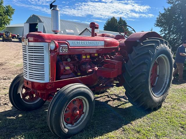 Image of International Harvester 650 equipment image 1