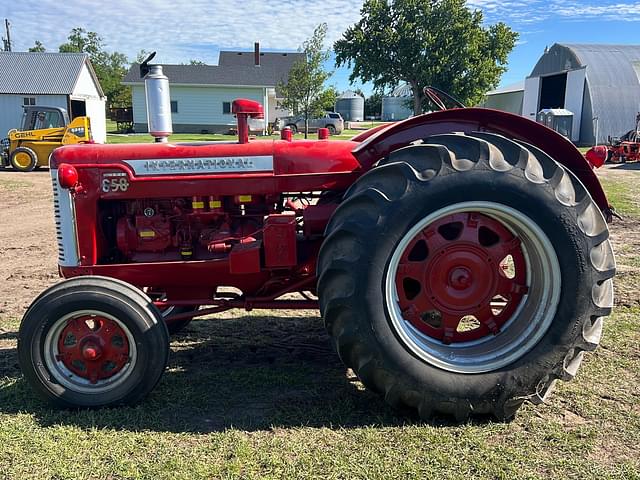 Image of International Harvester 650 equipment image 3