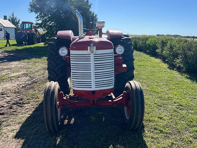 Image of International Harvester 650 equipment image 2