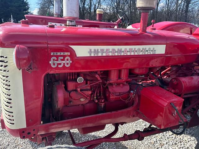 Image of International Harvester 650 equipment image 4