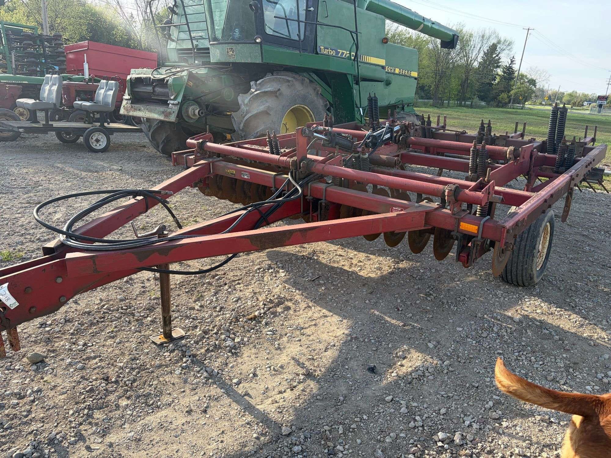 International Harvester 6500 Equipment Image0