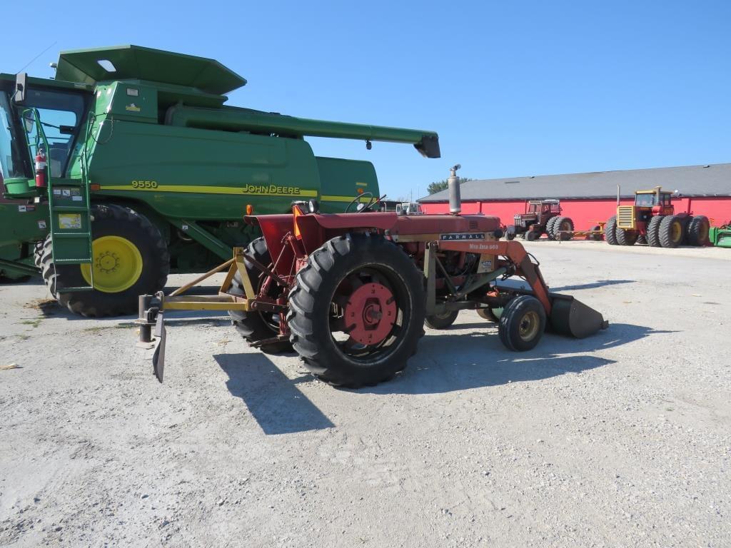 Image of International Harvester 656 Primary image