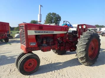 Main image International Harvester 656